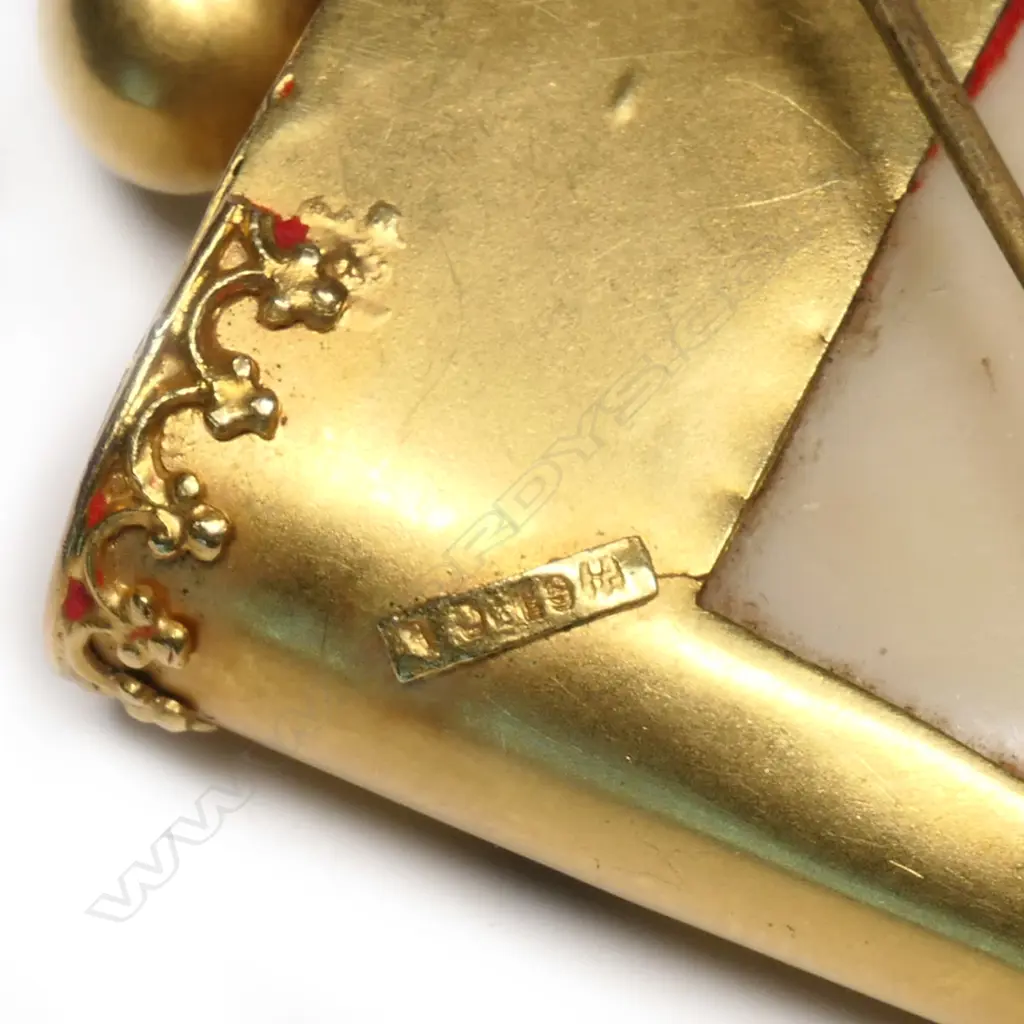 A 19thC H. Kohn & L.N. Benjamin 18ct gold mounted large lion's claw brooch, Image 1++